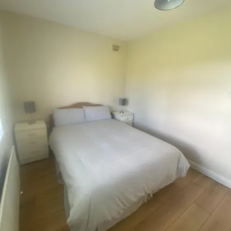 3 Bedroom Bungalow In *